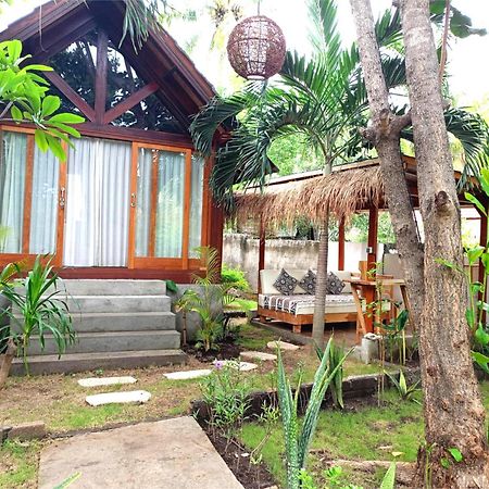 Bintang Tiga Bungalows גילי אייר מראה חיצוני תמונה