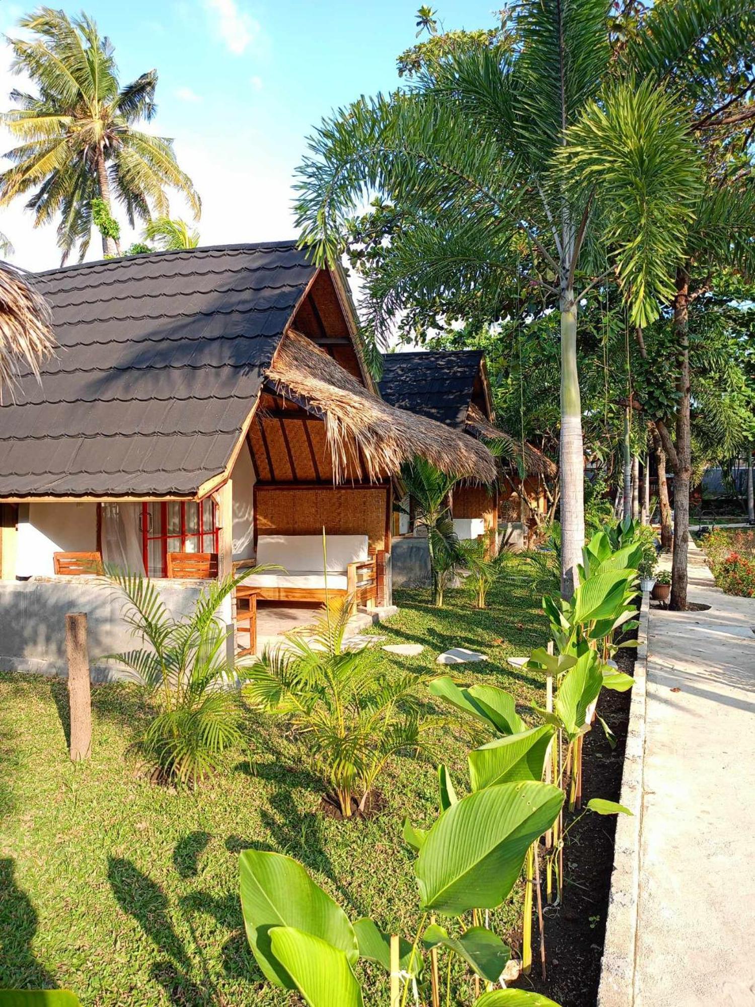 Bintang Tiga Bungalows גילי אייר מראה חיצוני תמונה