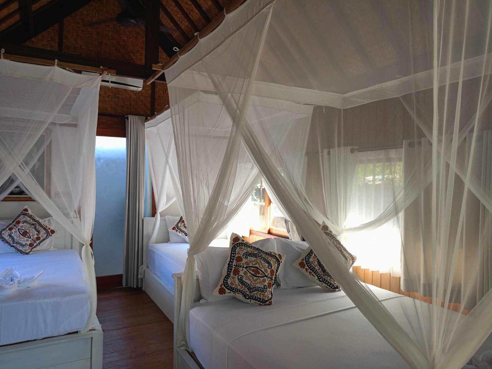 Bintang Tiga Bungalows גילי אייר מראה חיצוני תמונה