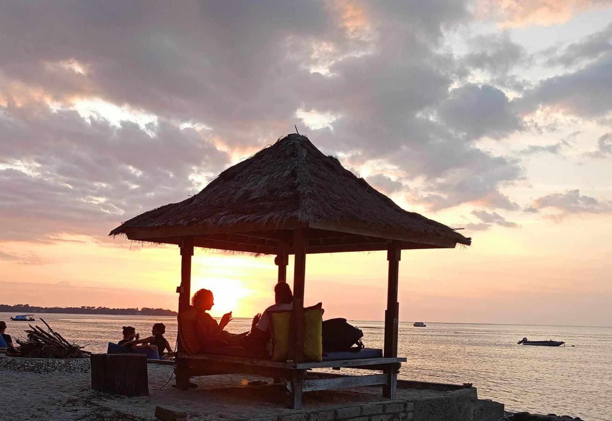 Bintang Tiga Bungalows גילי אייר מראה חיצוני תמונה