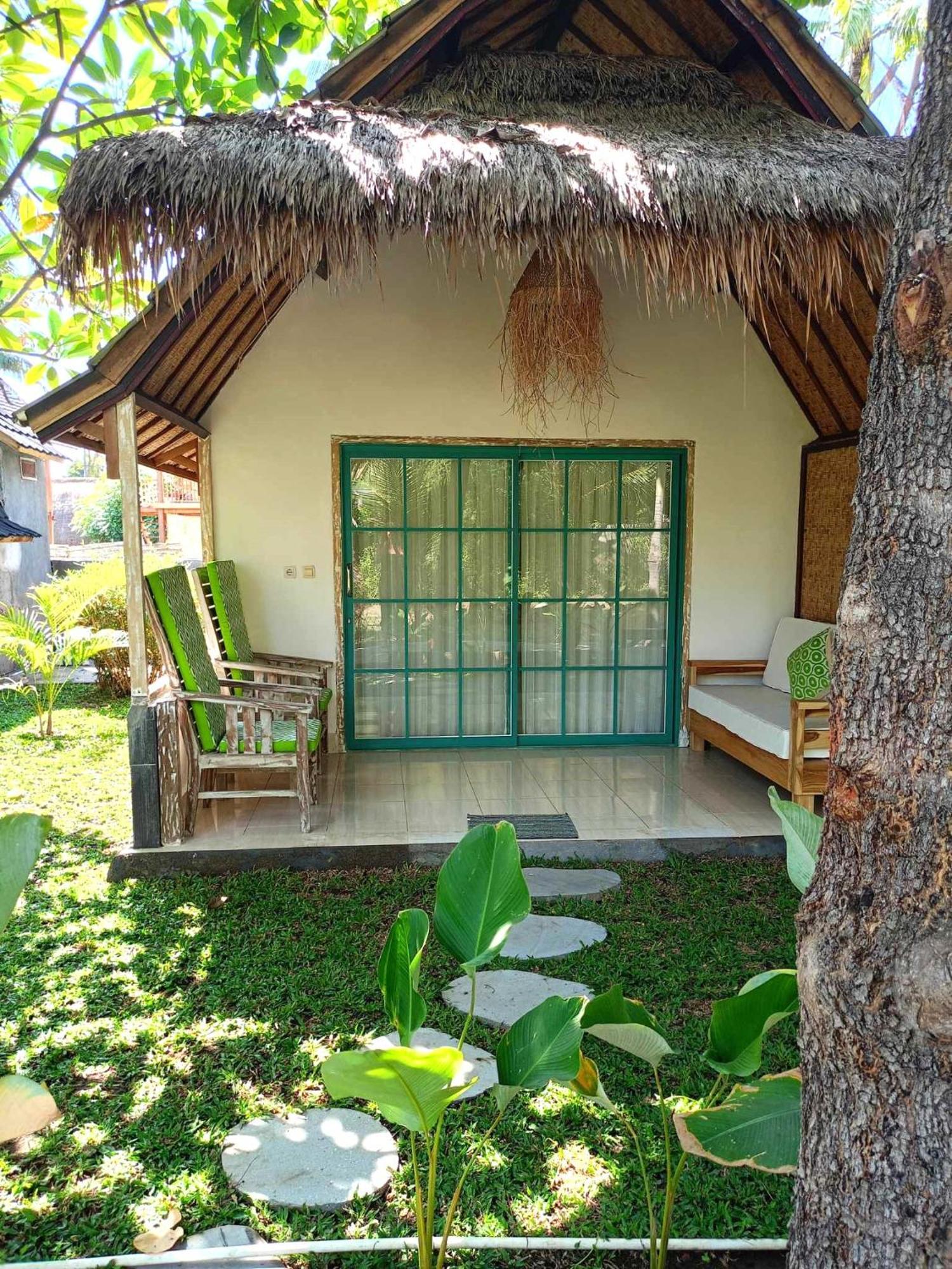 Bintang Tiga Bungalows גילי אייר מראה חיצוני תמונה