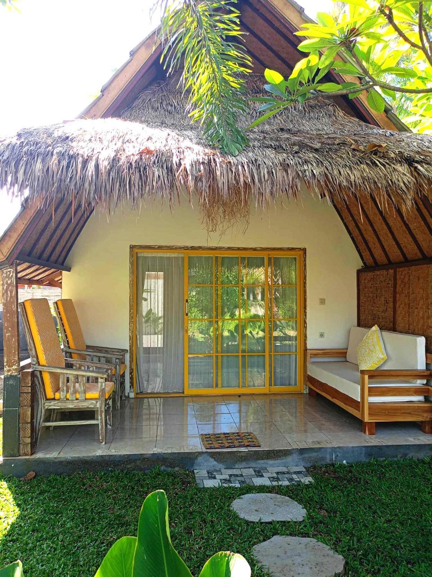 Bintang Tiga Bungalows גילי אייר מראה חיצוני תמונה