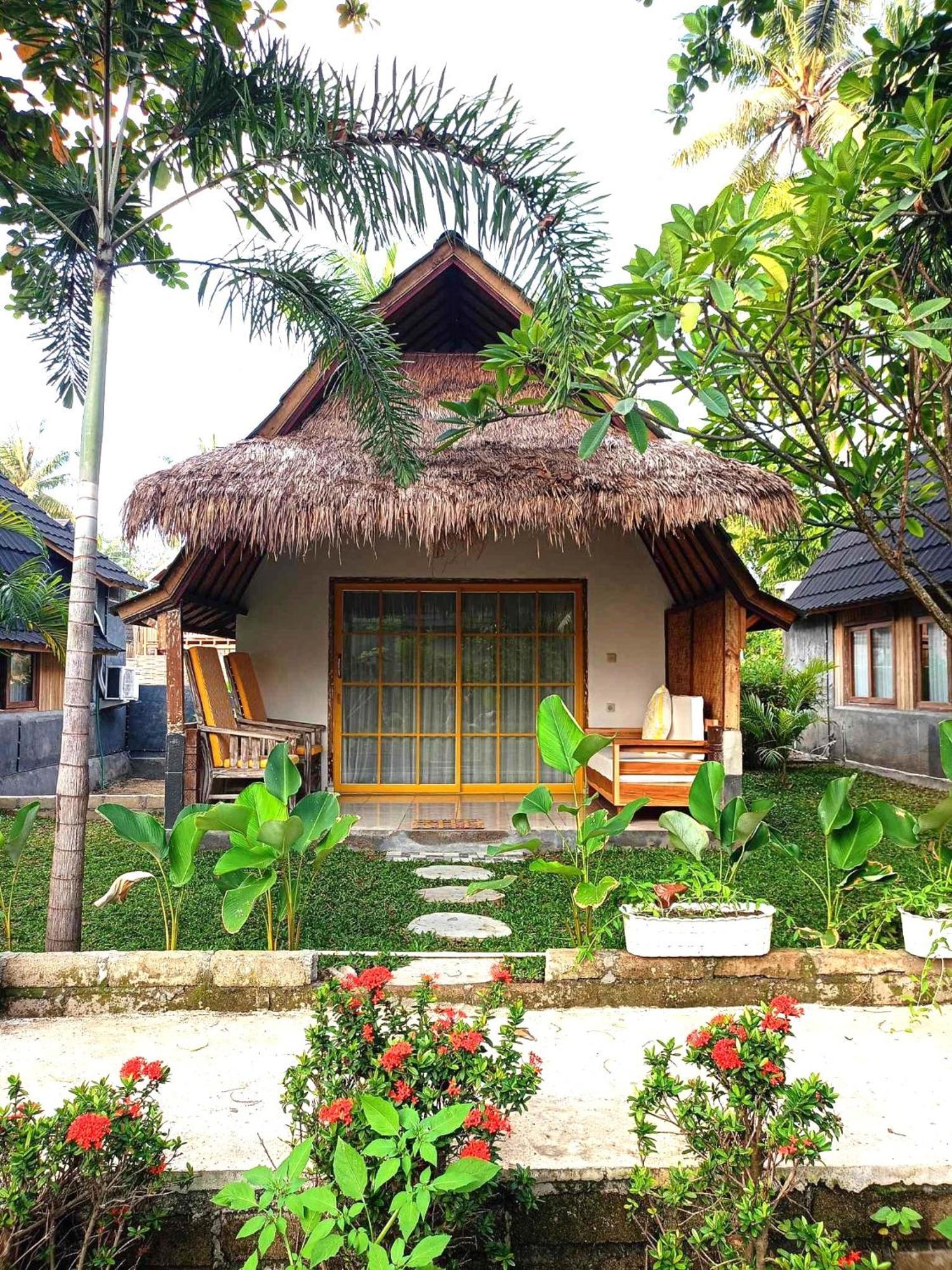 Bintang Tiga Bungalows גילי אייר מראה חיצוני תמונה
