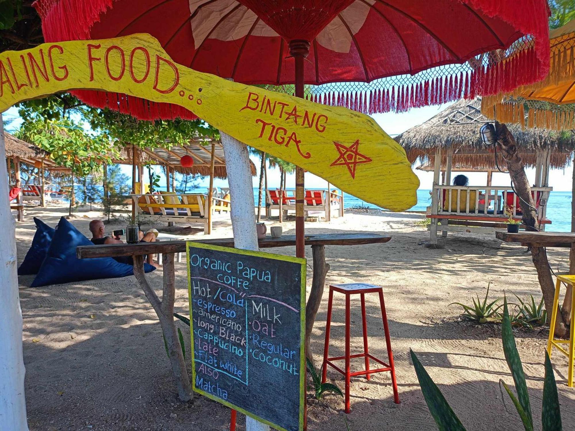 Bintang Tiga Bungalows גילי אייר מראה חיצוני תמונה