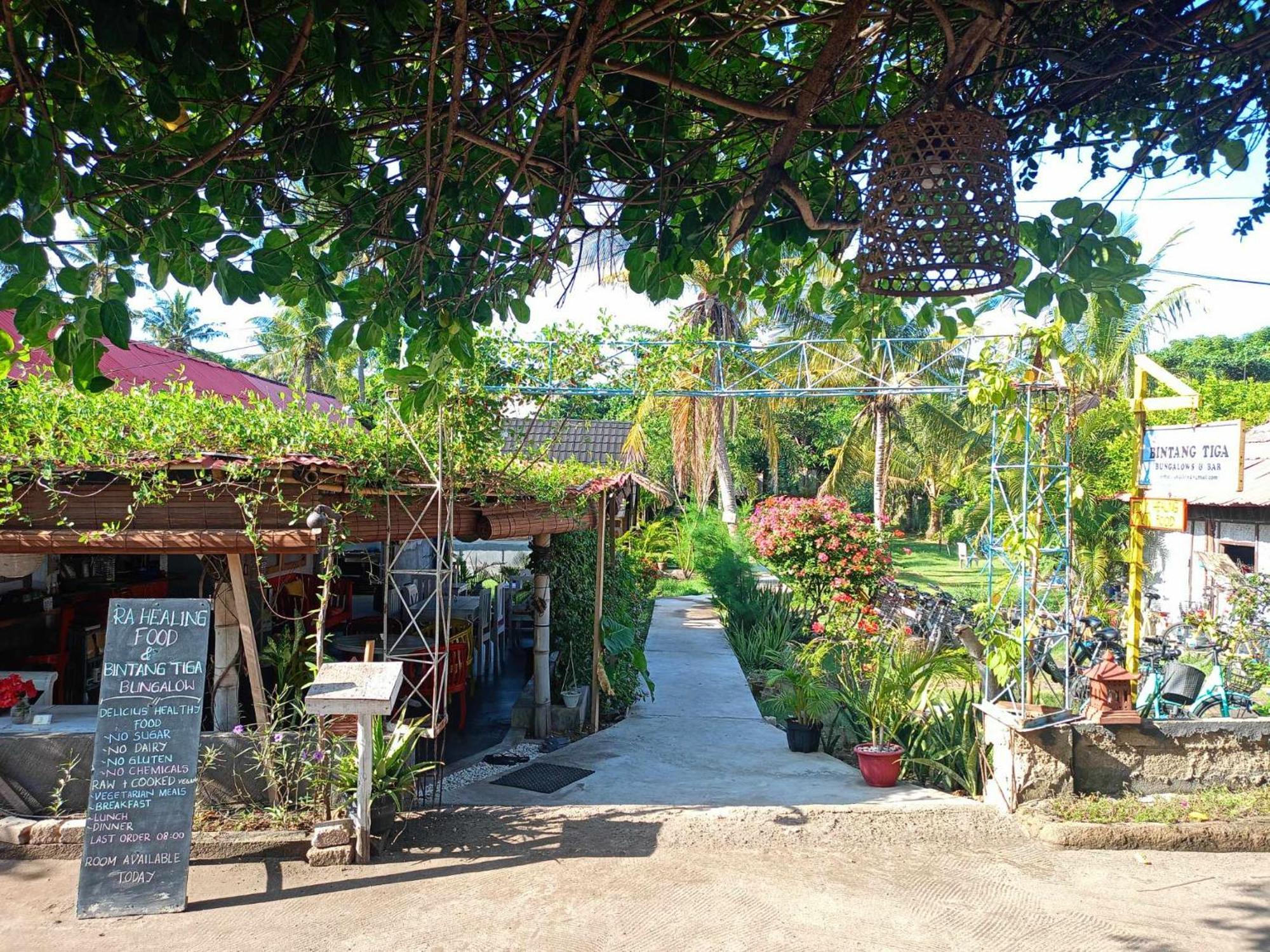 Bintang Tiga Bungalows גילי אייר מראה חיצוני תמונה